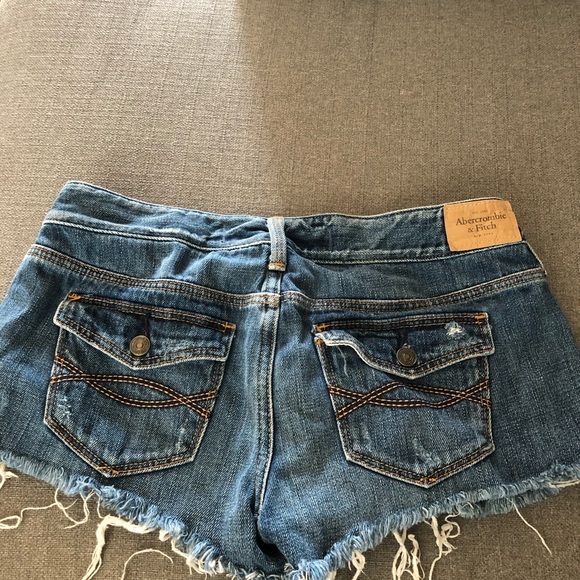 Jean shorts - Picture 2 of 3